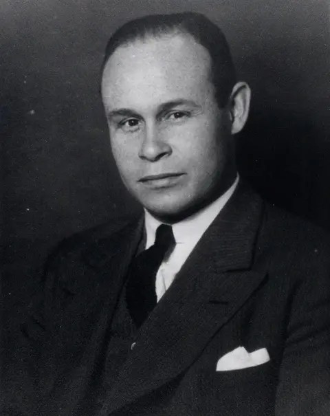 Portrait photograph of Charles Drew